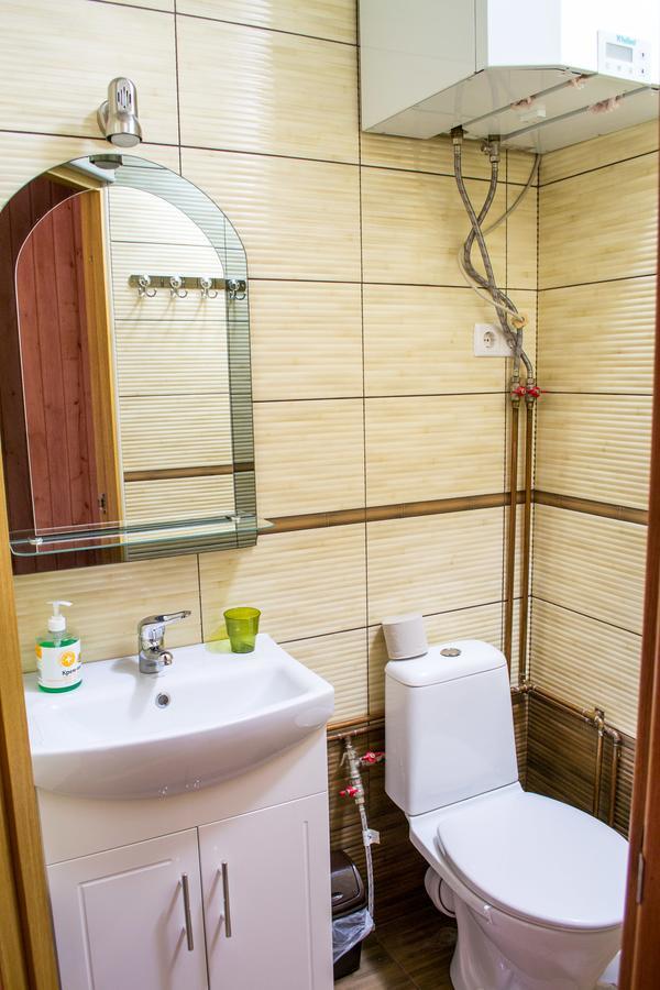 Home Hotel คาเมียเนตส์-โปดิลสกี ภายนอก รูปภาพ